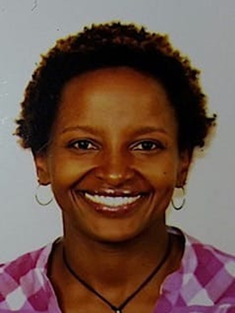 Home Dr. Wangui Thang